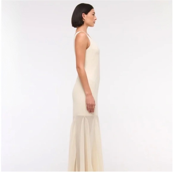 Abercrombie Plunge Godet Skirt Maxi Dress in Ivory Cream - Picture 3 of 9